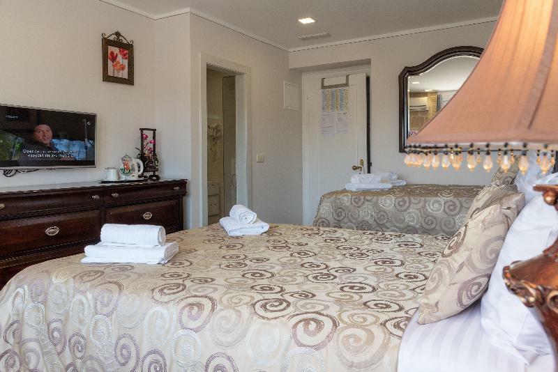 Metropole Luxury Frühstückspension 4*